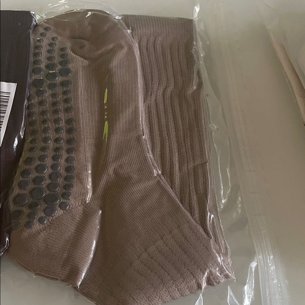 Brown Non-Slip Men's Socks